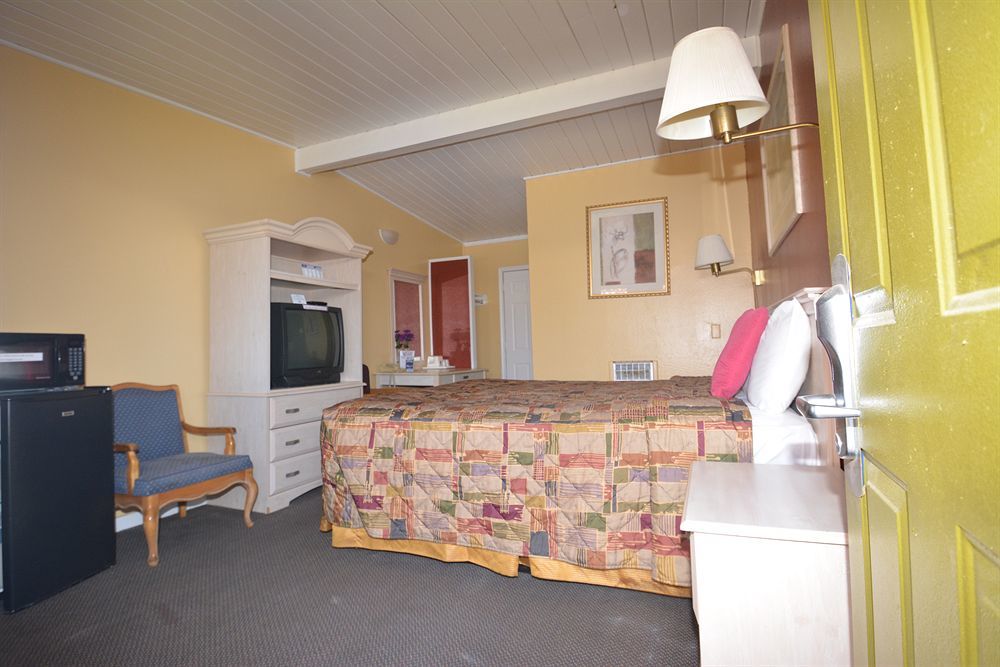 Gateway Inn Ред Блъф Екстериор снимка