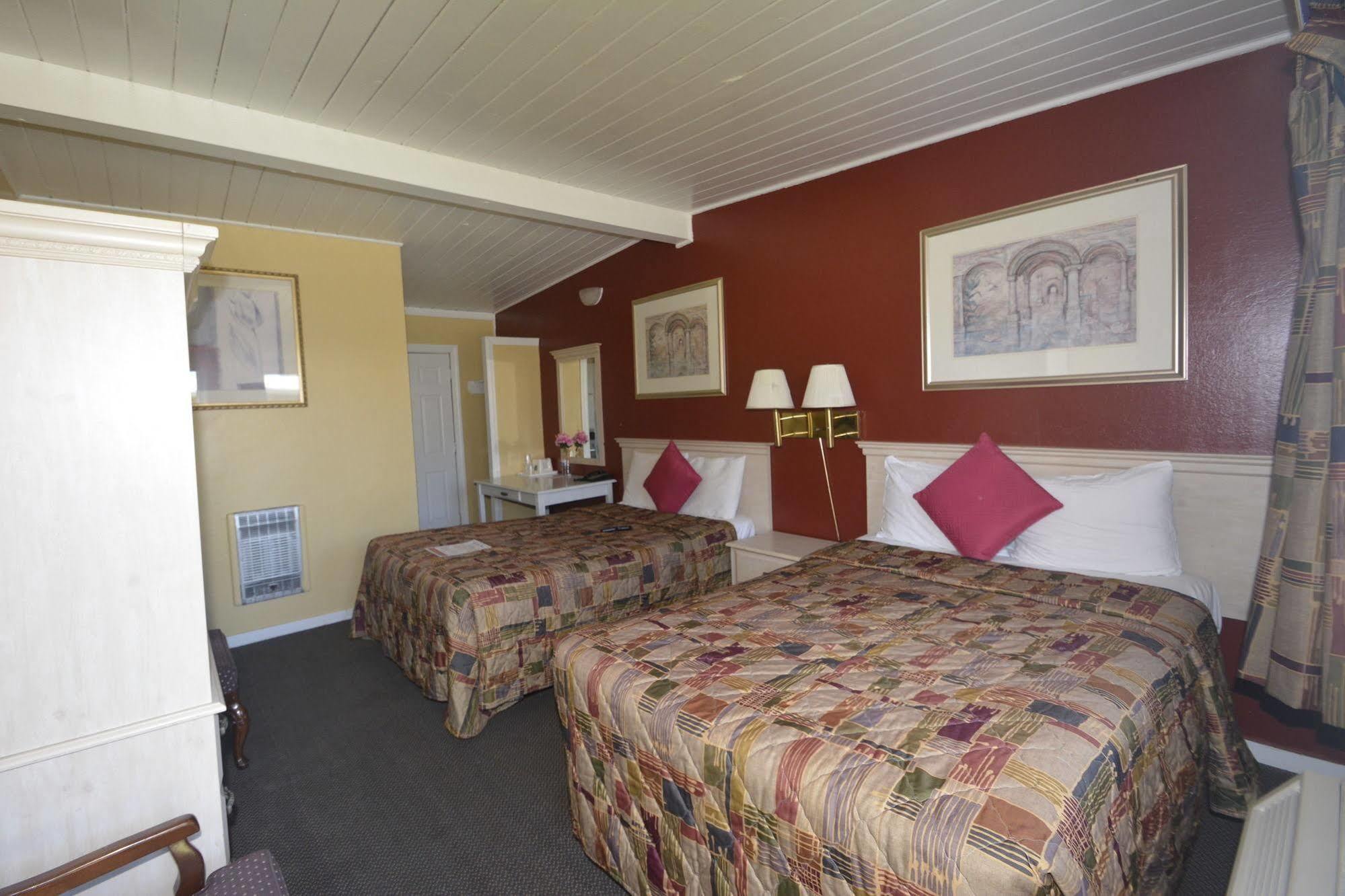 Gateway Inn Ред Блъф Екстериор снимка