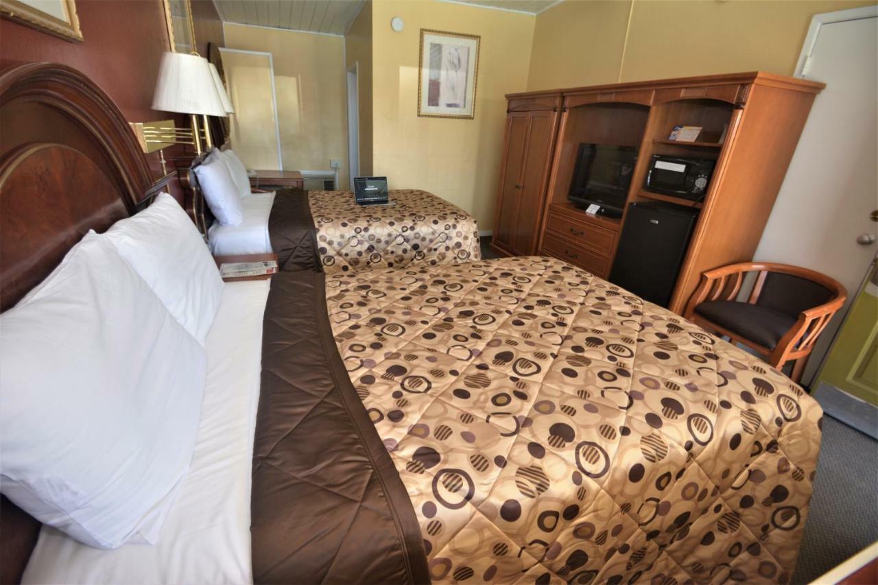 Gateway Inn Ред Блъф Екстериор снимка